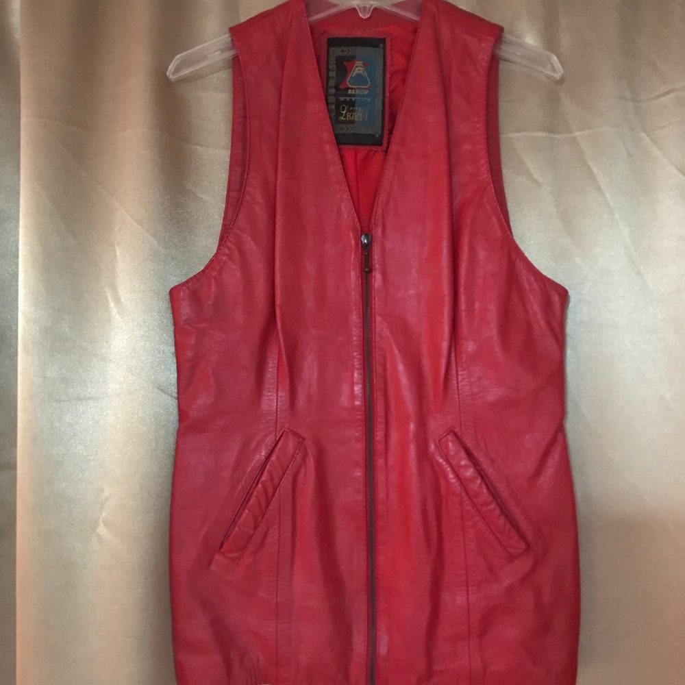Women’s Red Leather Zippered Front Vest